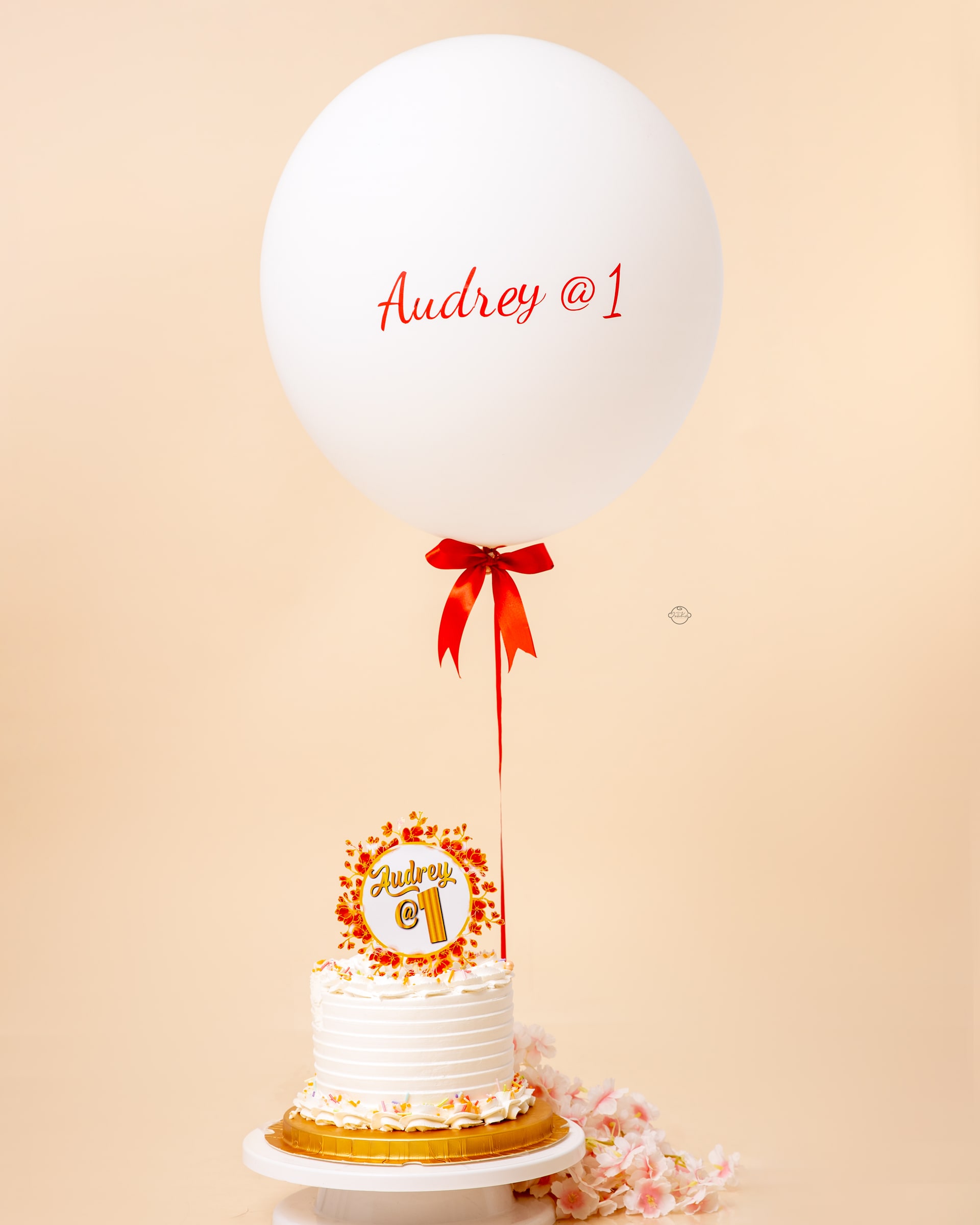 First birthday cake by Javies Photography Studio