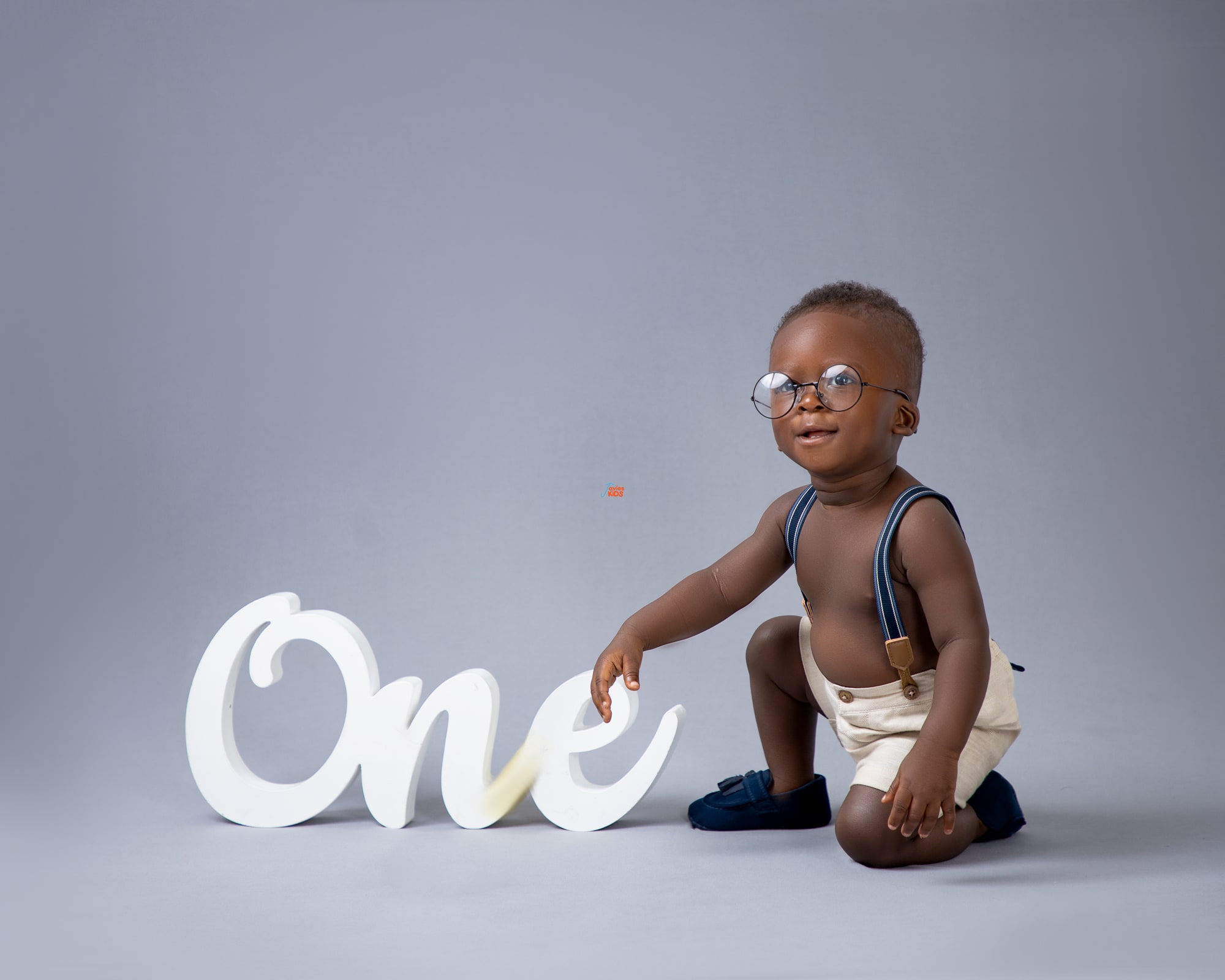newborn photography by Javies Photography Studio